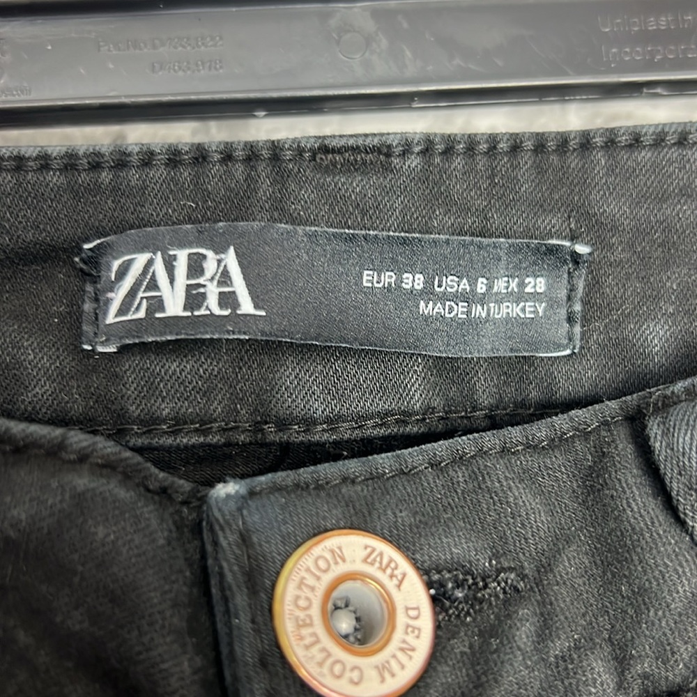 ‎Zara - Picture 3 of 8